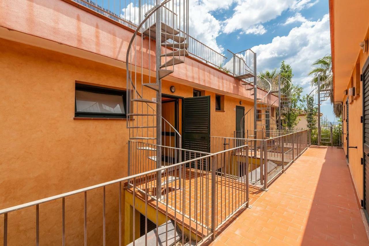 Pearl Coast Apartment Capitana Ngoại thất bức ảnh